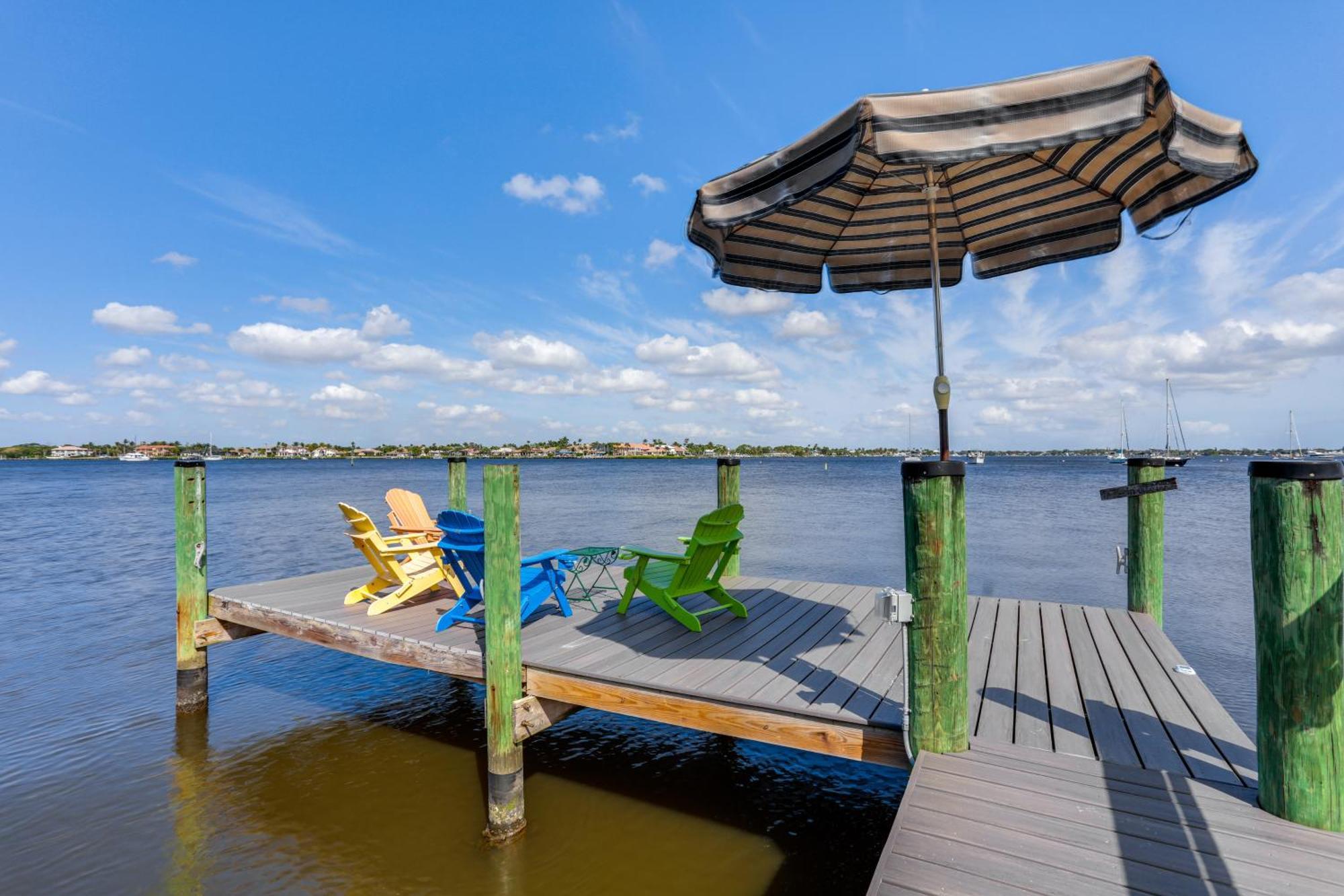 Waterfront Stuart Oasis With Hot Tub And Dock! Vila Exterior foto